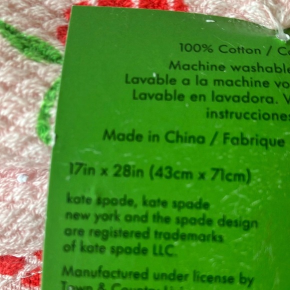 Kate Spade: Pink Kitchen Towel-  Strawberry Berry Design- 100% cotton - Picture 4 of 10